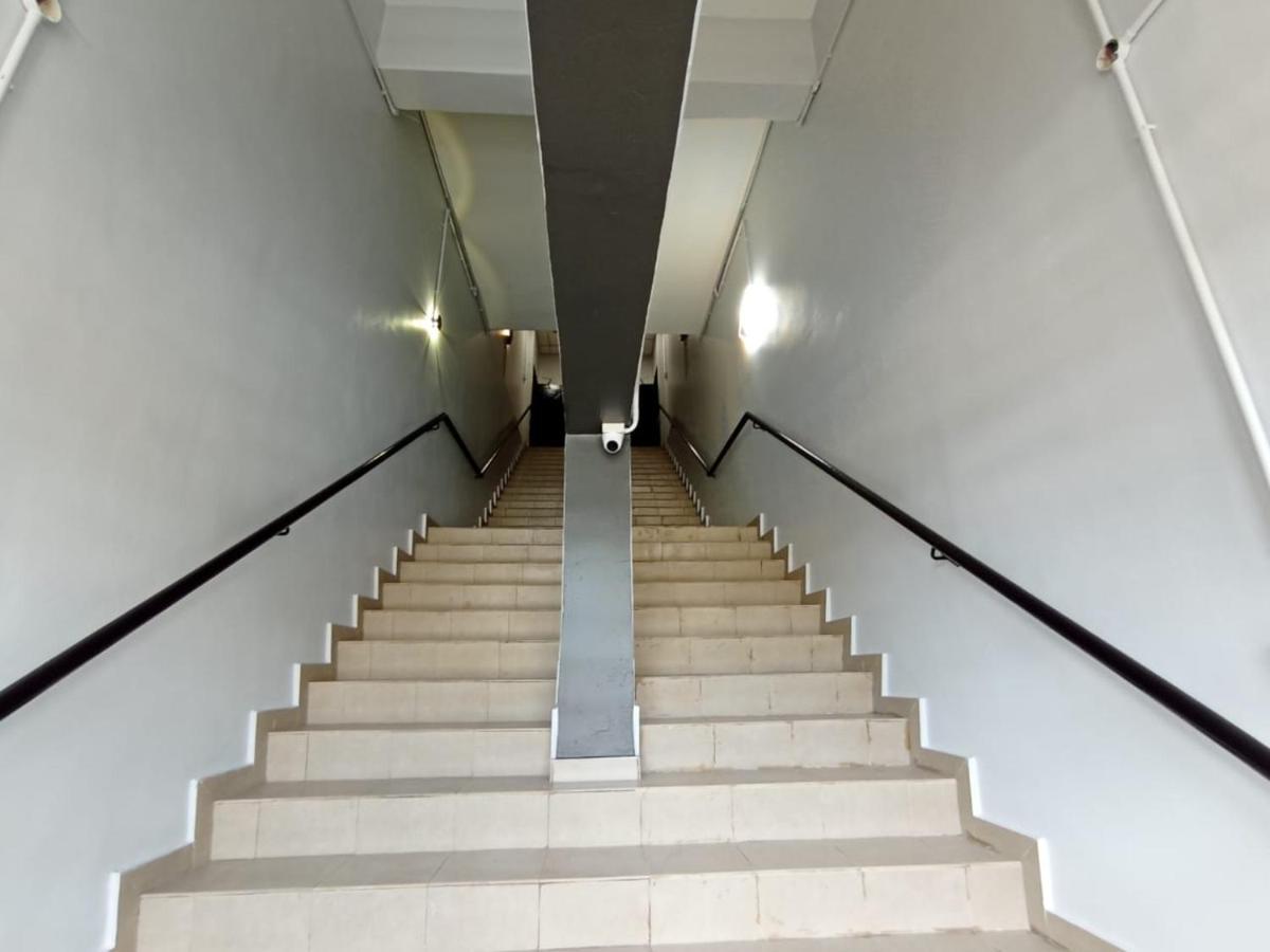 D Layaran Kuantan Lpt Exit 833 Hotell Exteriör bild